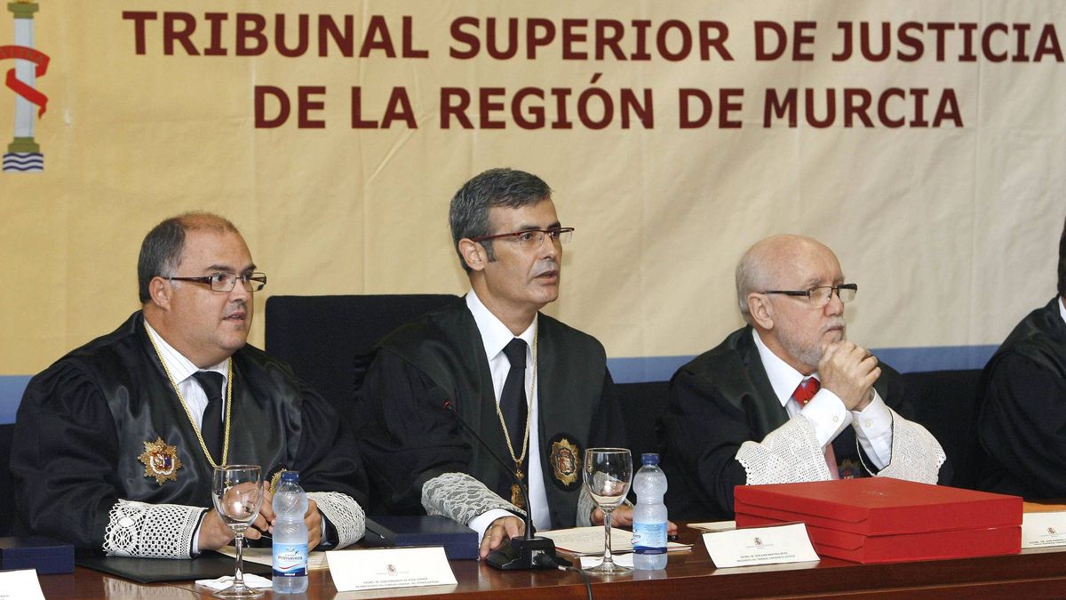 Las coacciones, frase a frase, que el exfiscal de Murcia López Bernal ha denunciado