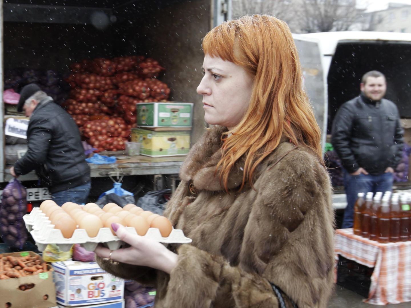 Una mujer rusa en un mercado de alimentos de Stávropol, al suroeste del país (Reuters).