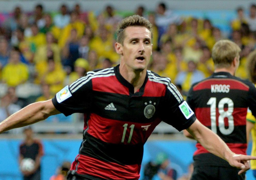 Foto: Klose celebra su gol ante Brasil (Efe).