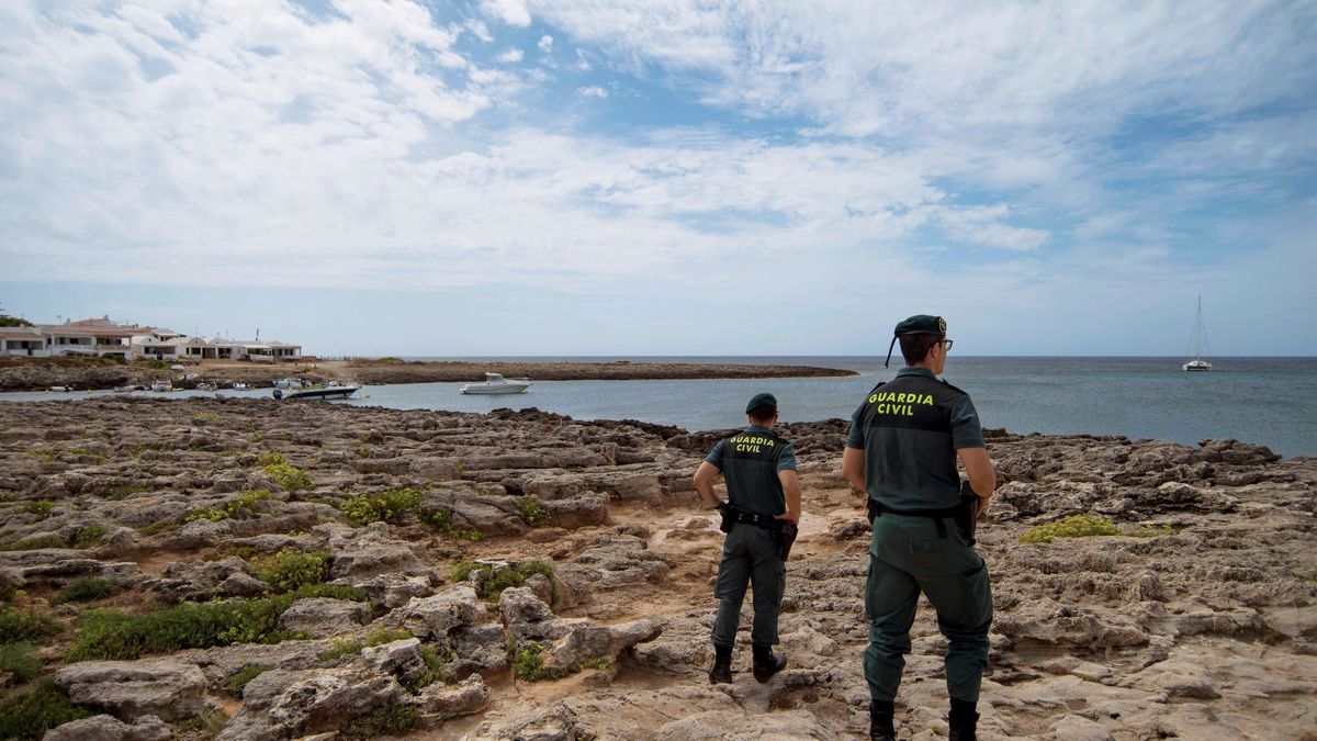 16 detenidos, uno de ellos menor, tras la llegada de tres pateras a Ibiza