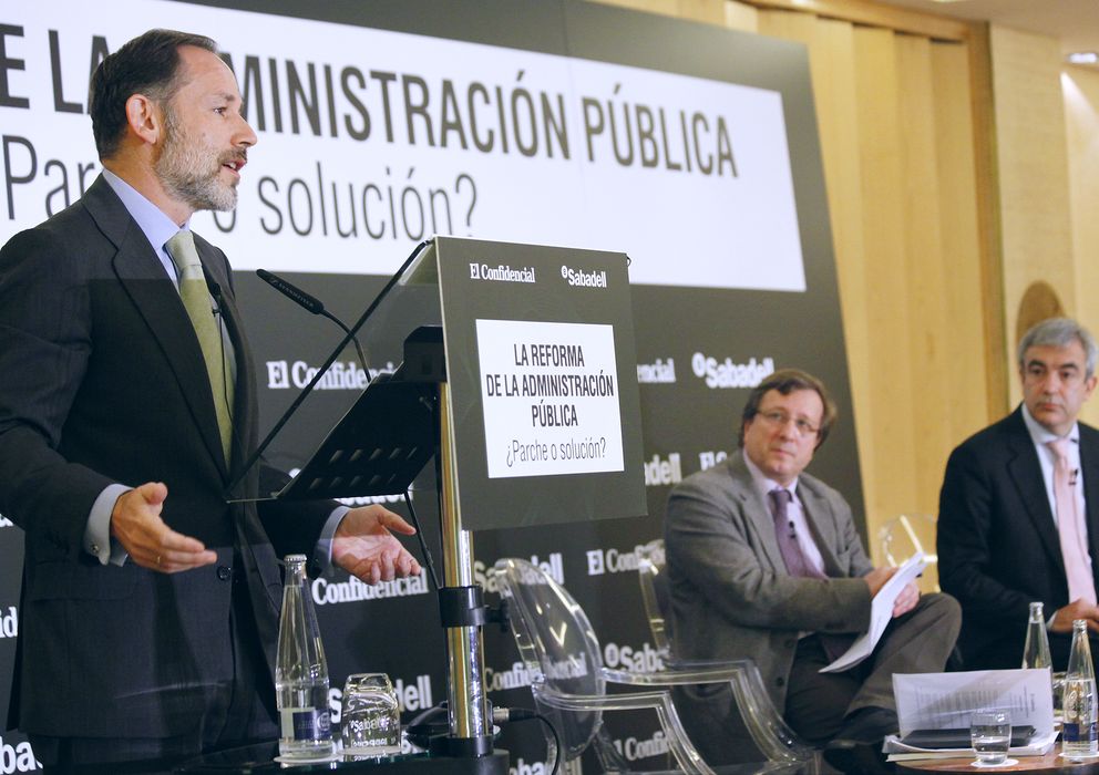 Foto: En primer plano Jaime Pérez Renovales, subsecretario de Presidencia (Enrique Villarino)