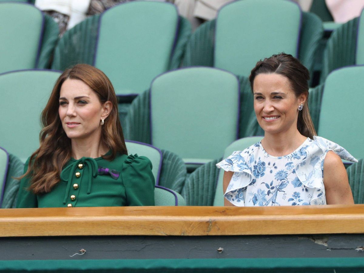 Foto: Pippa y Kate Middleton, en Wimbledon. (Cordon Press)