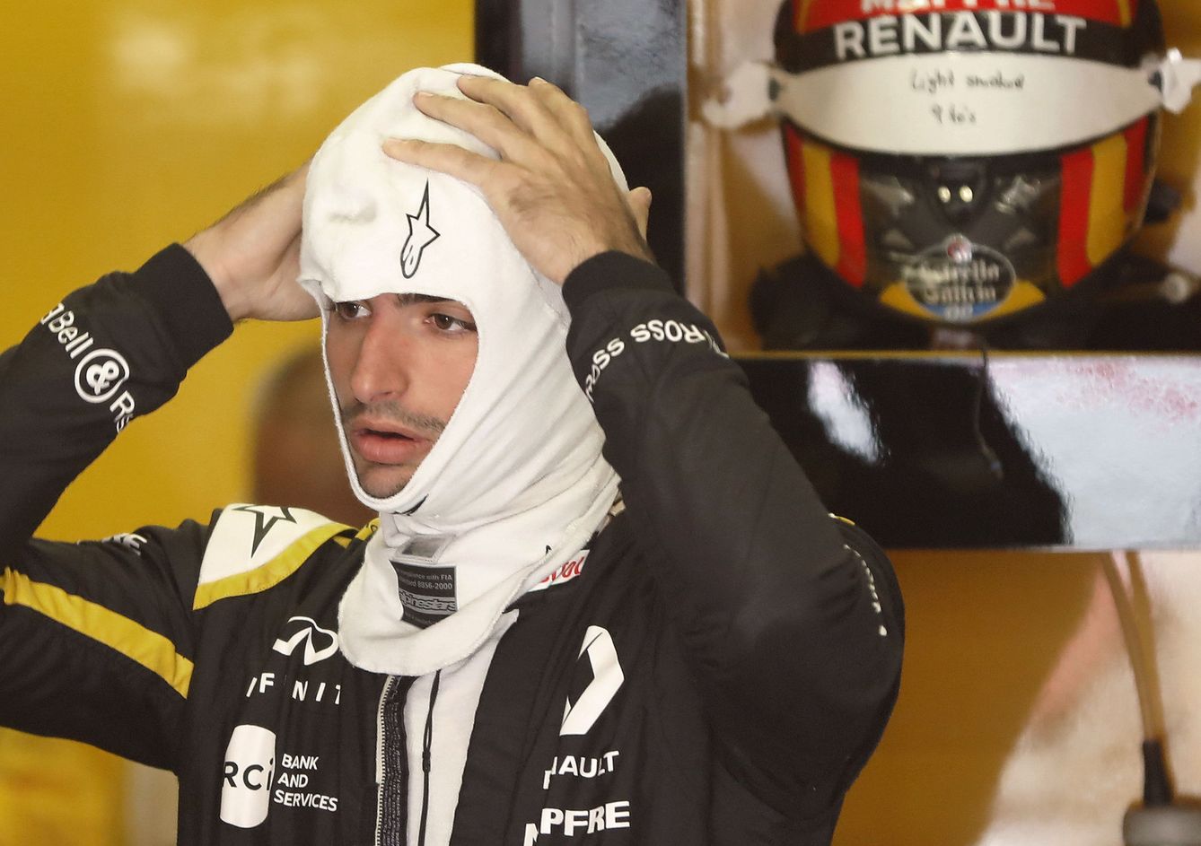 Carlos Sainz se prepara para la competición en el Gran Premio de España. (EFE)
