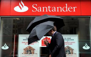 La banca critica el secesionismo comercial catalán del Santander
