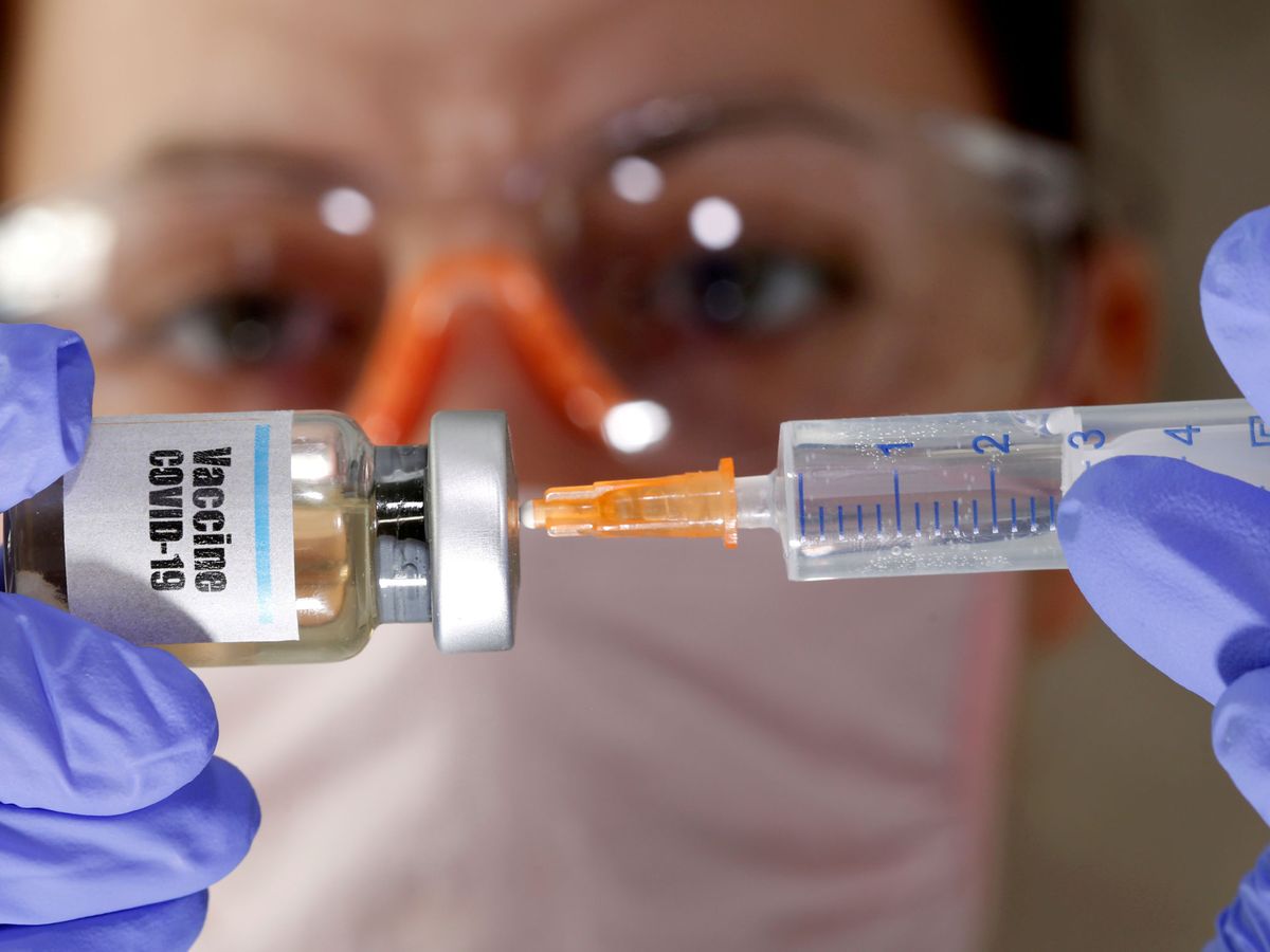 Foto: Para este epidemiólogo veterinario, la vacuna no es la solución a la pandemia de coronavirus (Reuters)