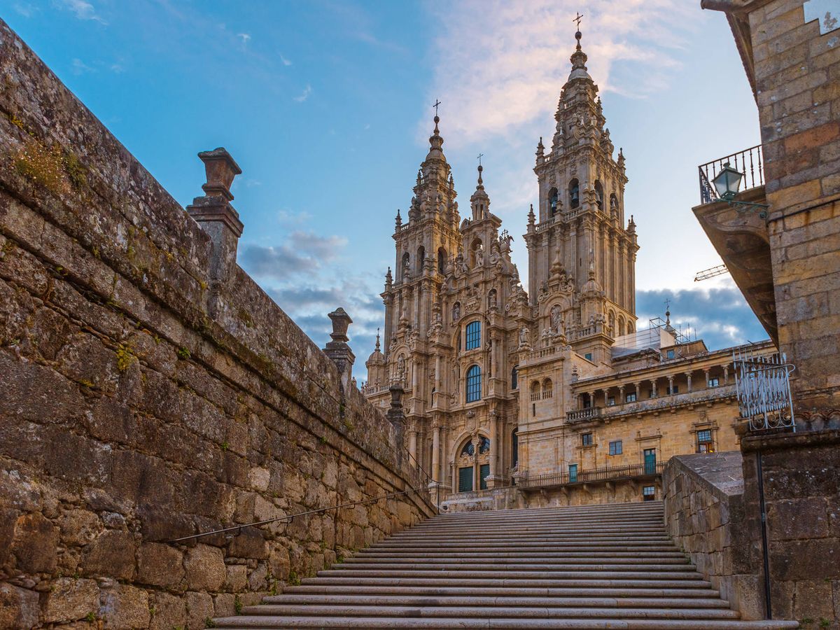 Descubre Santiago de Compostela en un fin de semana: 15 lugares que ver en  la ciudad peregrina