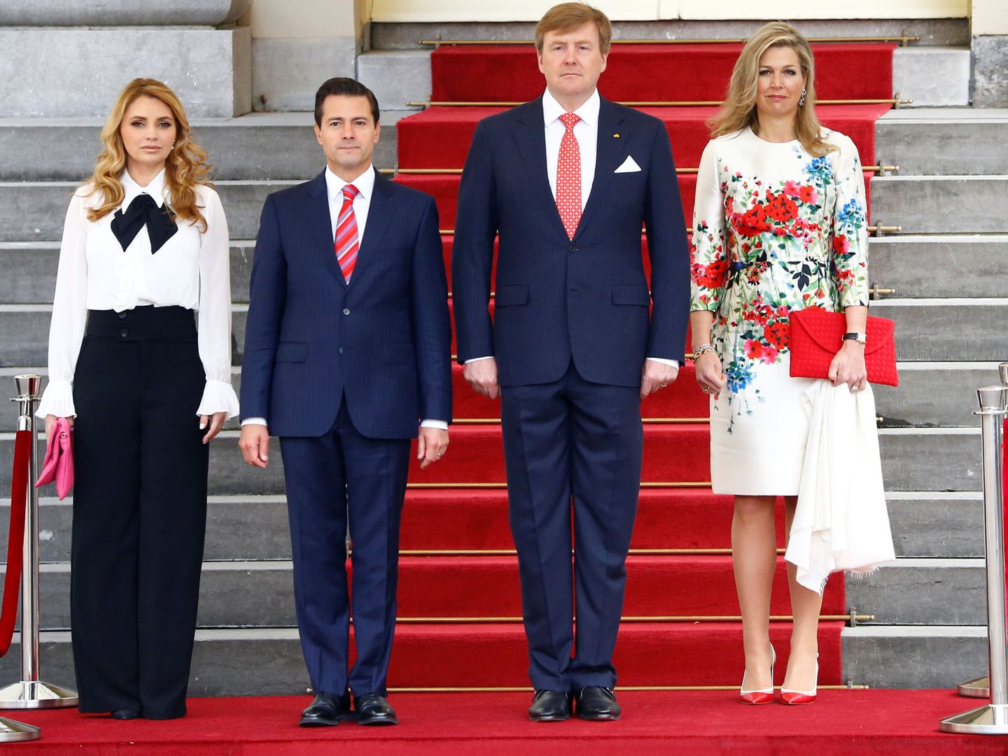 Los reyes junto al presidente y la primera dama. (Reuters)