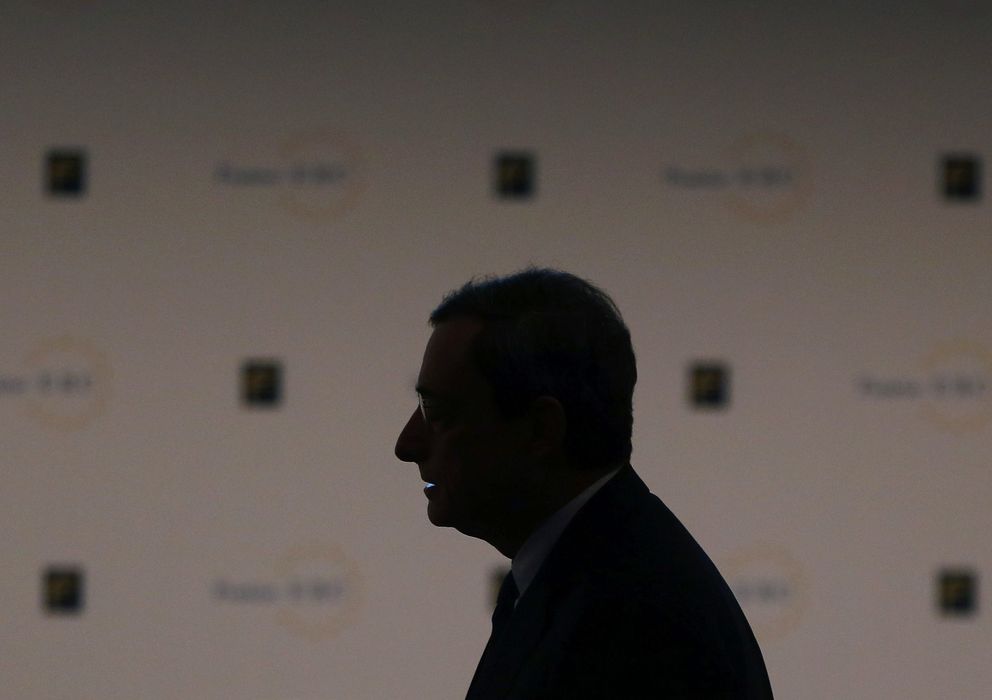 Foto: Silueta del presidente del BCE, Mario Draghi 