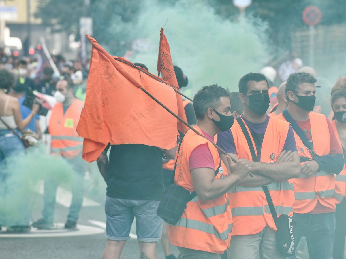 Foto: Trabajadores de Tubacex en manifestaciones de junio. (EFE)