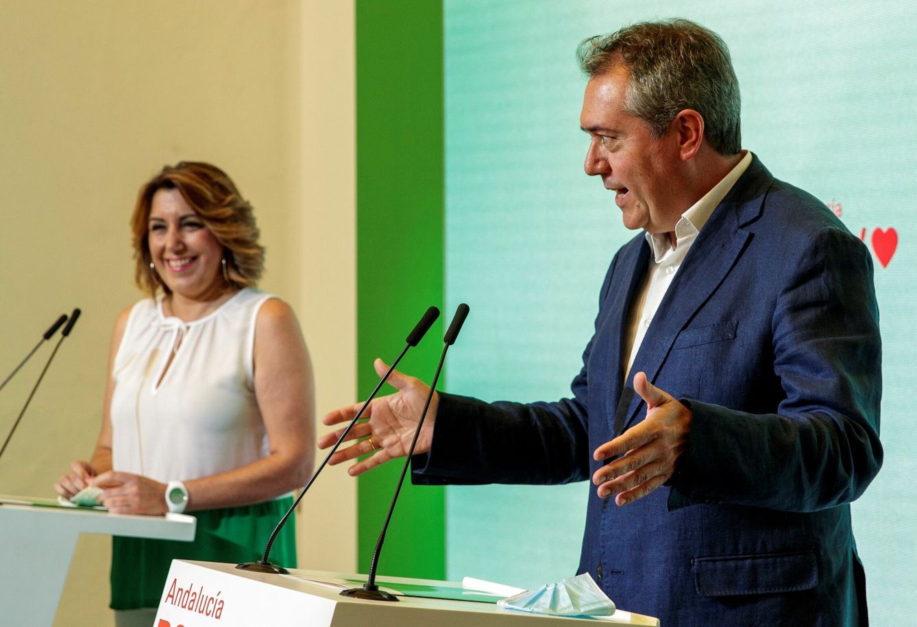 Susana Díaz y Juan Espadas, en una comparecencia conjunta el pasado mes de junio. (EFE/Julio Muñoz)