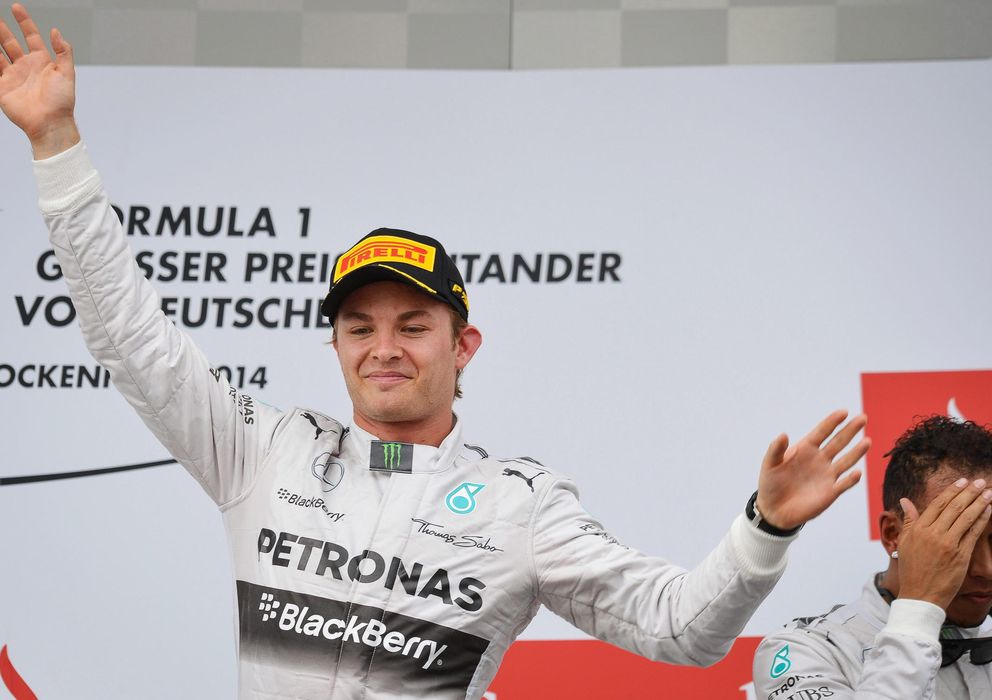 Foto: Podio de Mercedes tras el GP de Alemania con Rosberg y Hamilton.