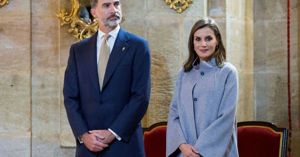 Foto: Los Reyes durante una visita oficial a Murcia. (EFE)