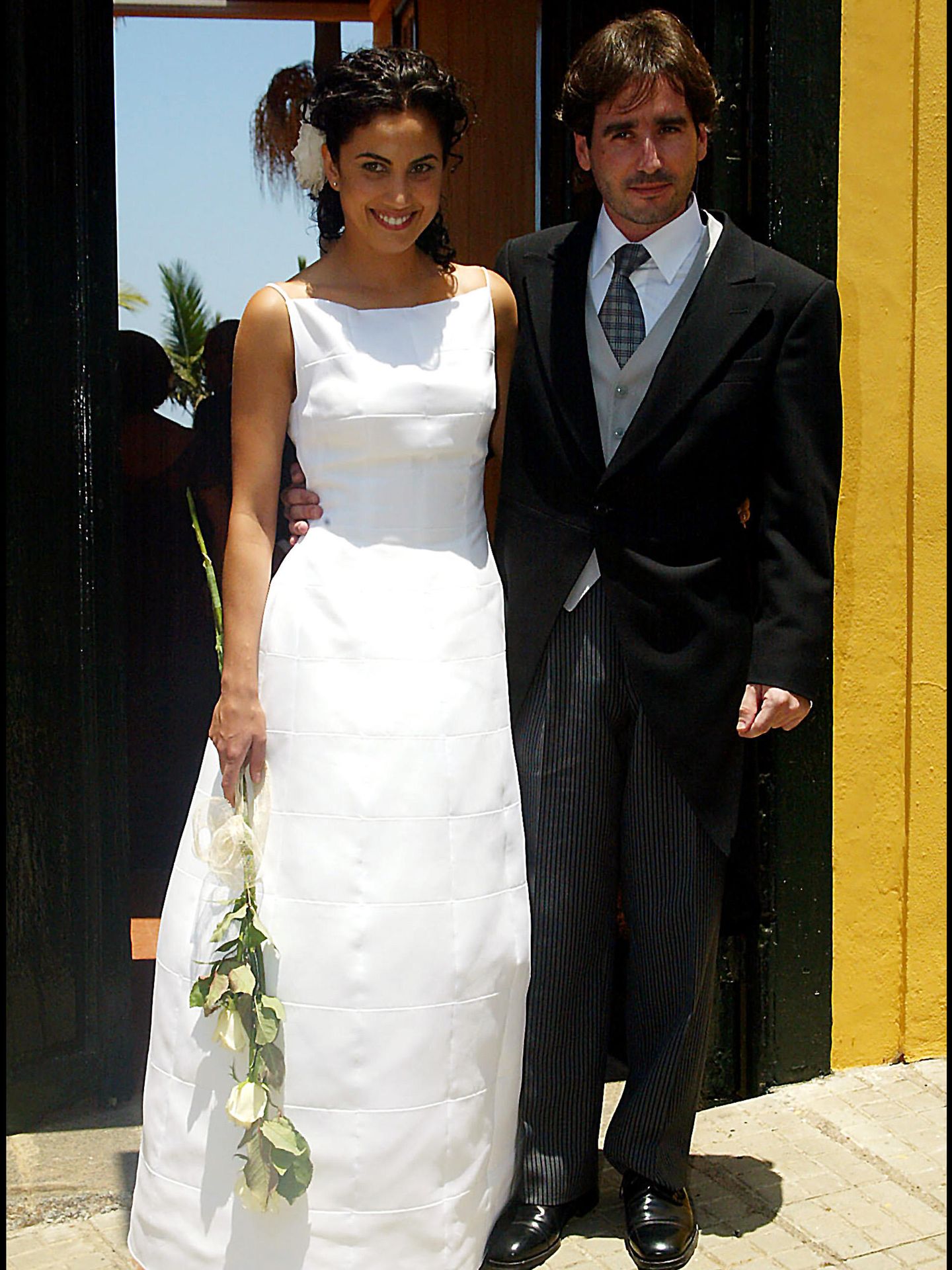 Jacobo Martos y Toni Acosta, el día de su boda en Tenerife. (Archivo)
