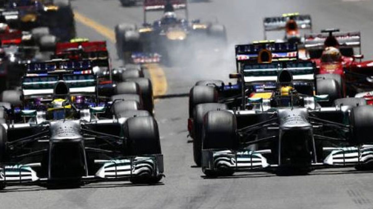 Mercedes podría ser sancionada por hacer supuestas 'trampas' con Pirelli