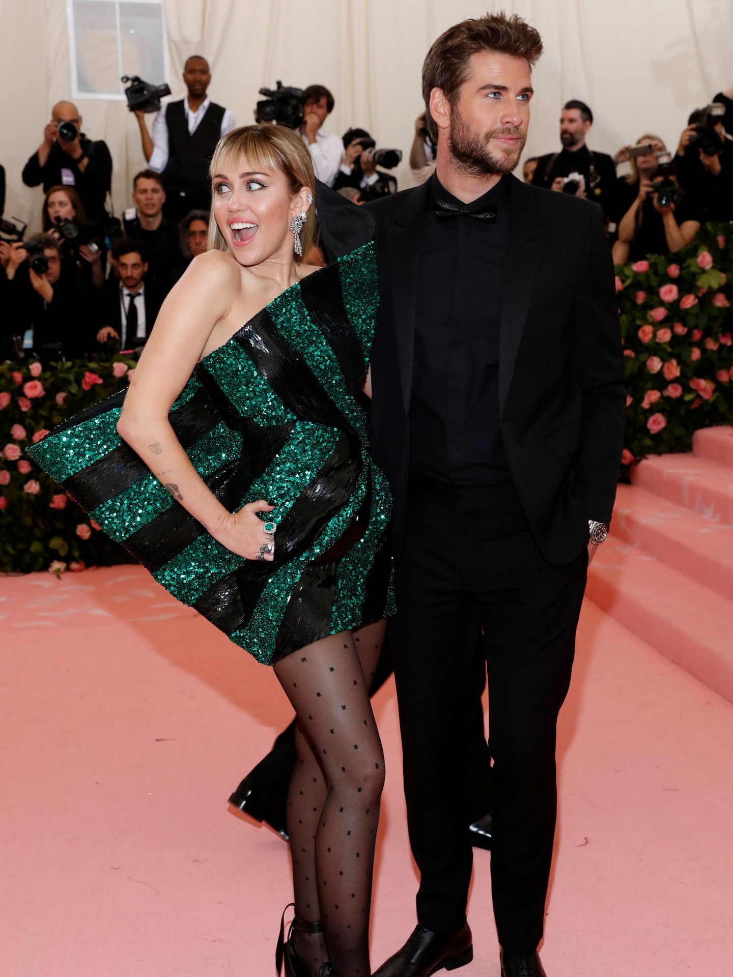 Miley Cyrus y Liam Hemsworth, en la gala Met de 2019. (Reuters/Andrew Kelly)