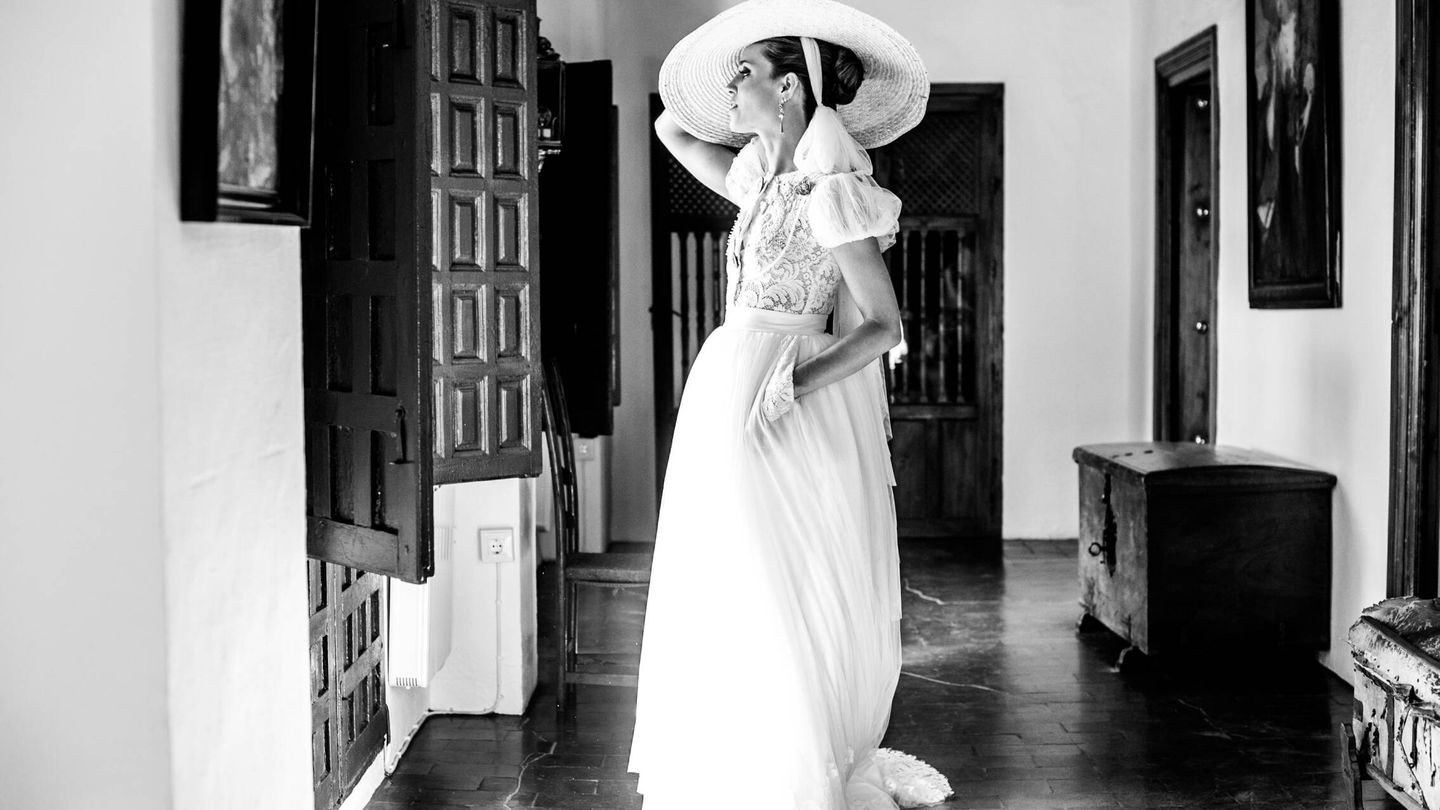 Isabel Muñoz Rojas, vestida de novia por Roberto Diz. (Cortesía Couche Photo)