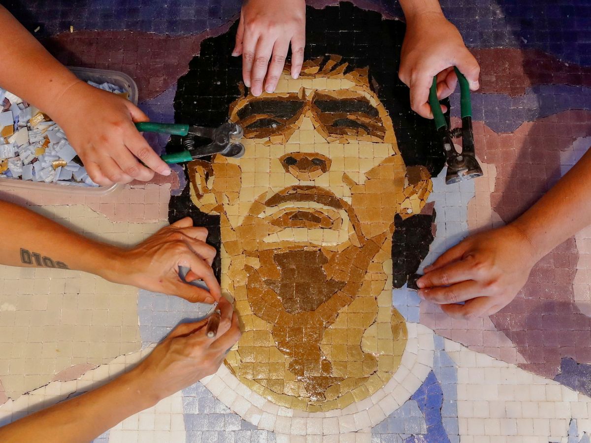 Foto: Mosaico de Maradona en Buenos Aires (Argentina). (Reuters) 