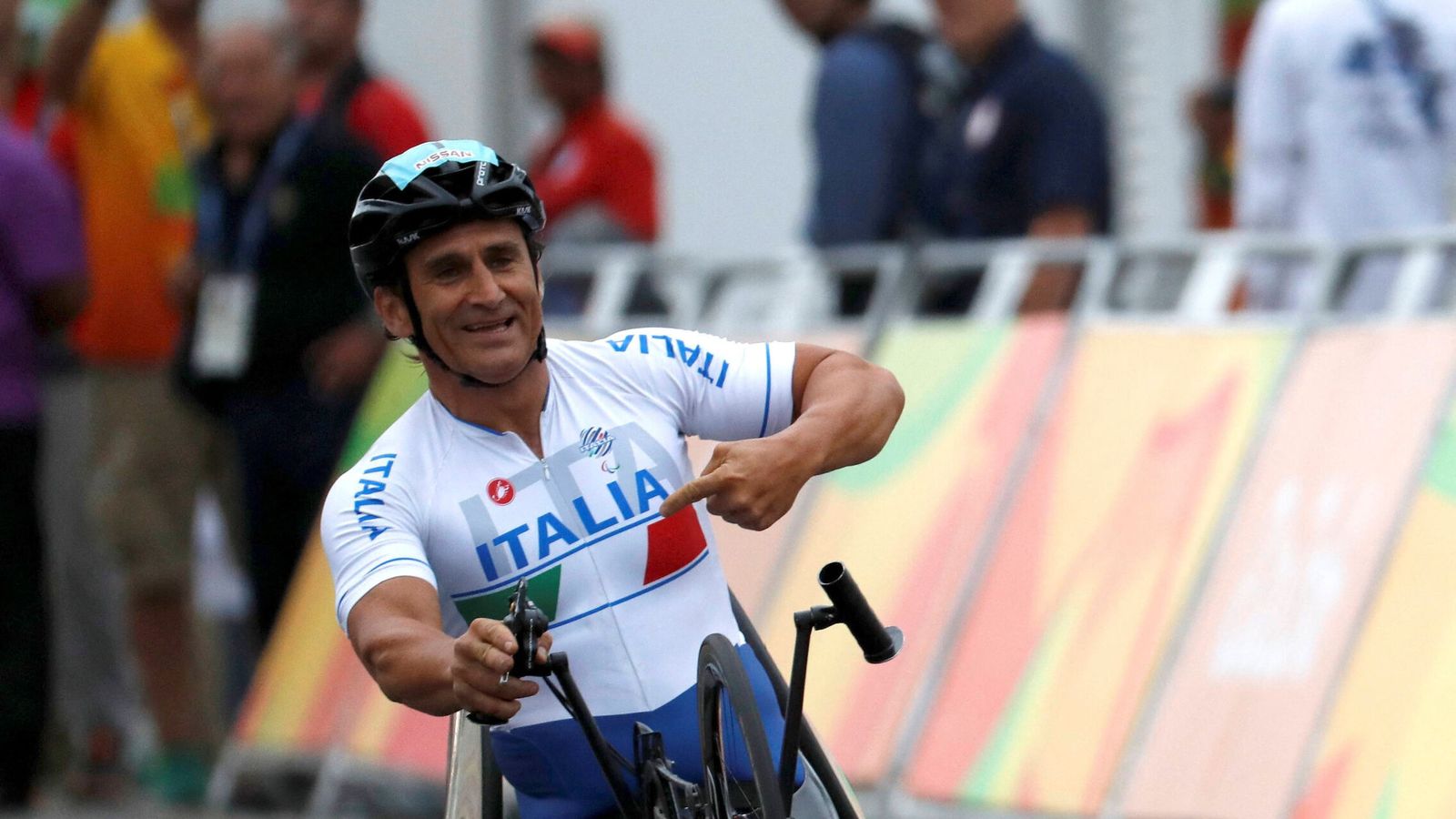 Muere Álex Zanardi a los 59 años, el piloto de F1 que se convirtió en una leyenda paralímpica