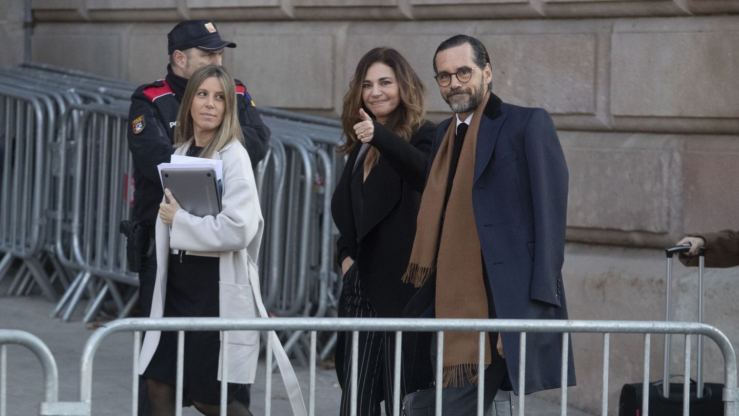 Mariló Montero, a su llegada a la Audiencia de Barcelona. (EFE/Marta Pérez) 