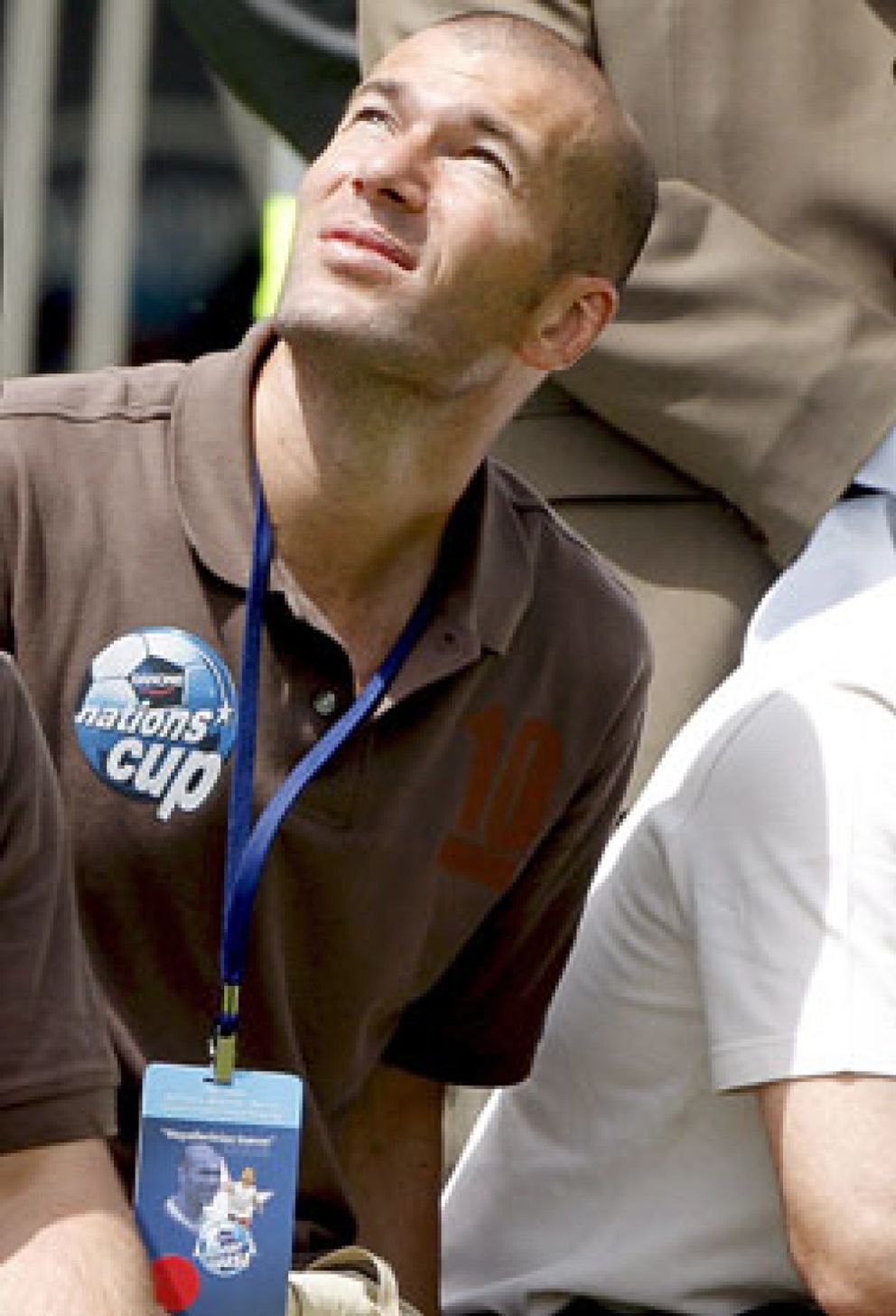 Foto: Dopaje, ingresos, arrepentimiento... se descubre la polémica biografía de Zidane