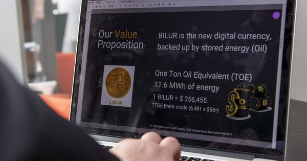 Foto: Presentación de la moneda virtual 'bilur' en Ginebra. (EFE)