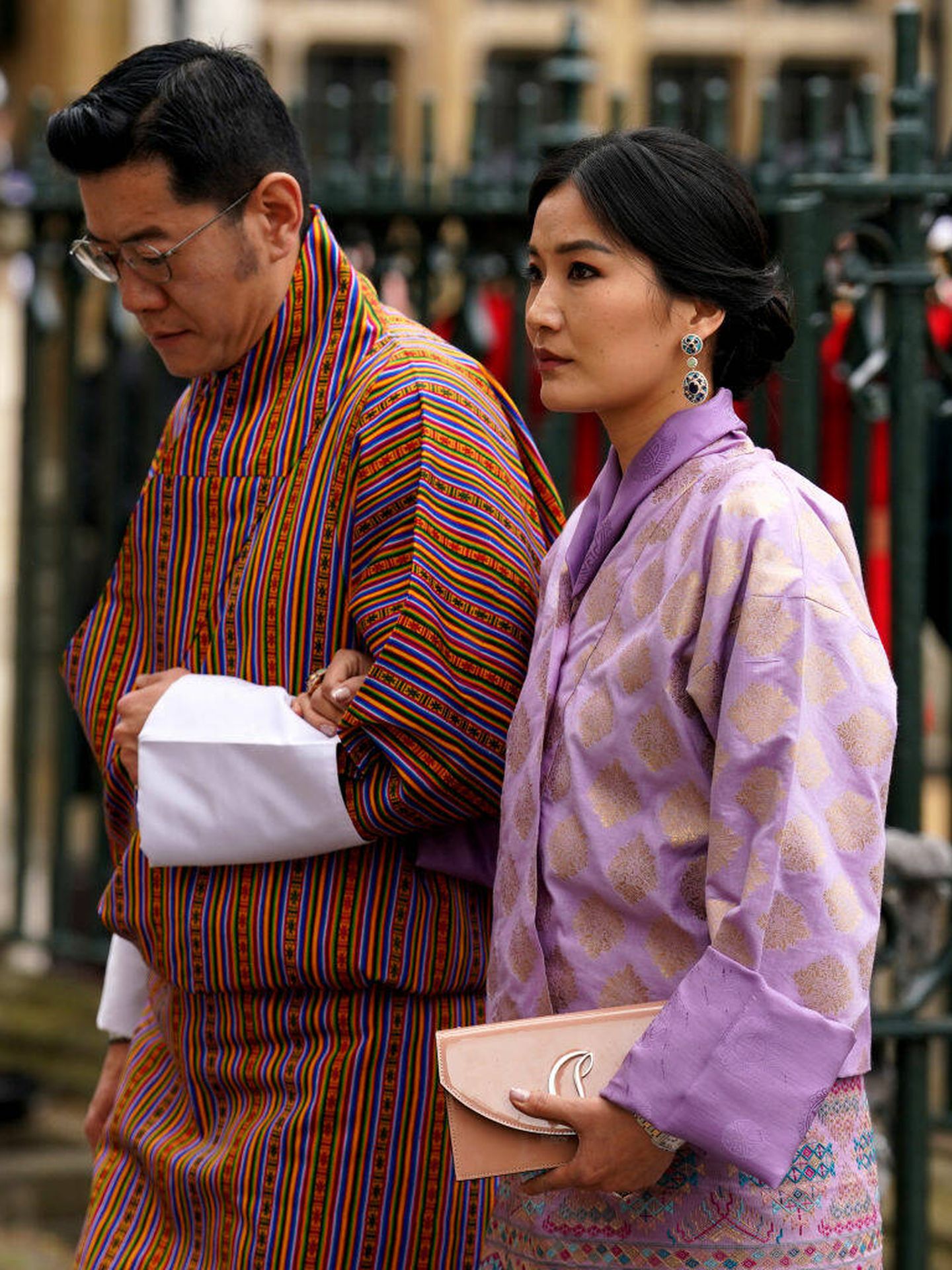  Los reyes de Bután, en la coronación de Carlos III. (Getty)