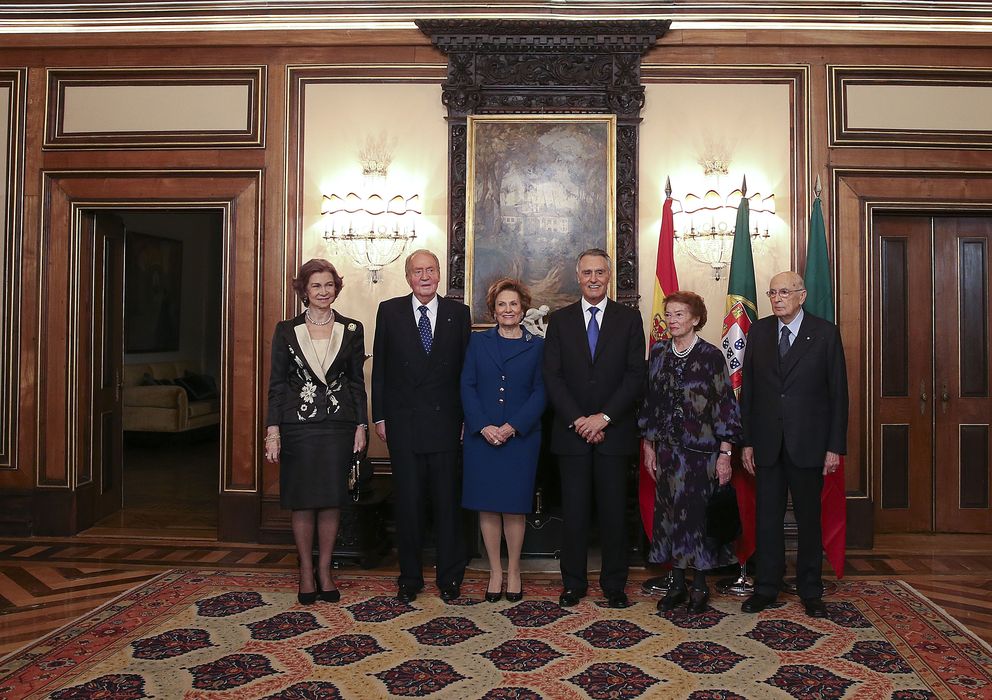 Foto: El Rey Juan Carlos y la Reina Sofía, el Presidente de Portugal Aníbal Cavaco SIlva y su mujer María Cavaco Silva y Giorgio Napolitano con su mujer Clío María Pi