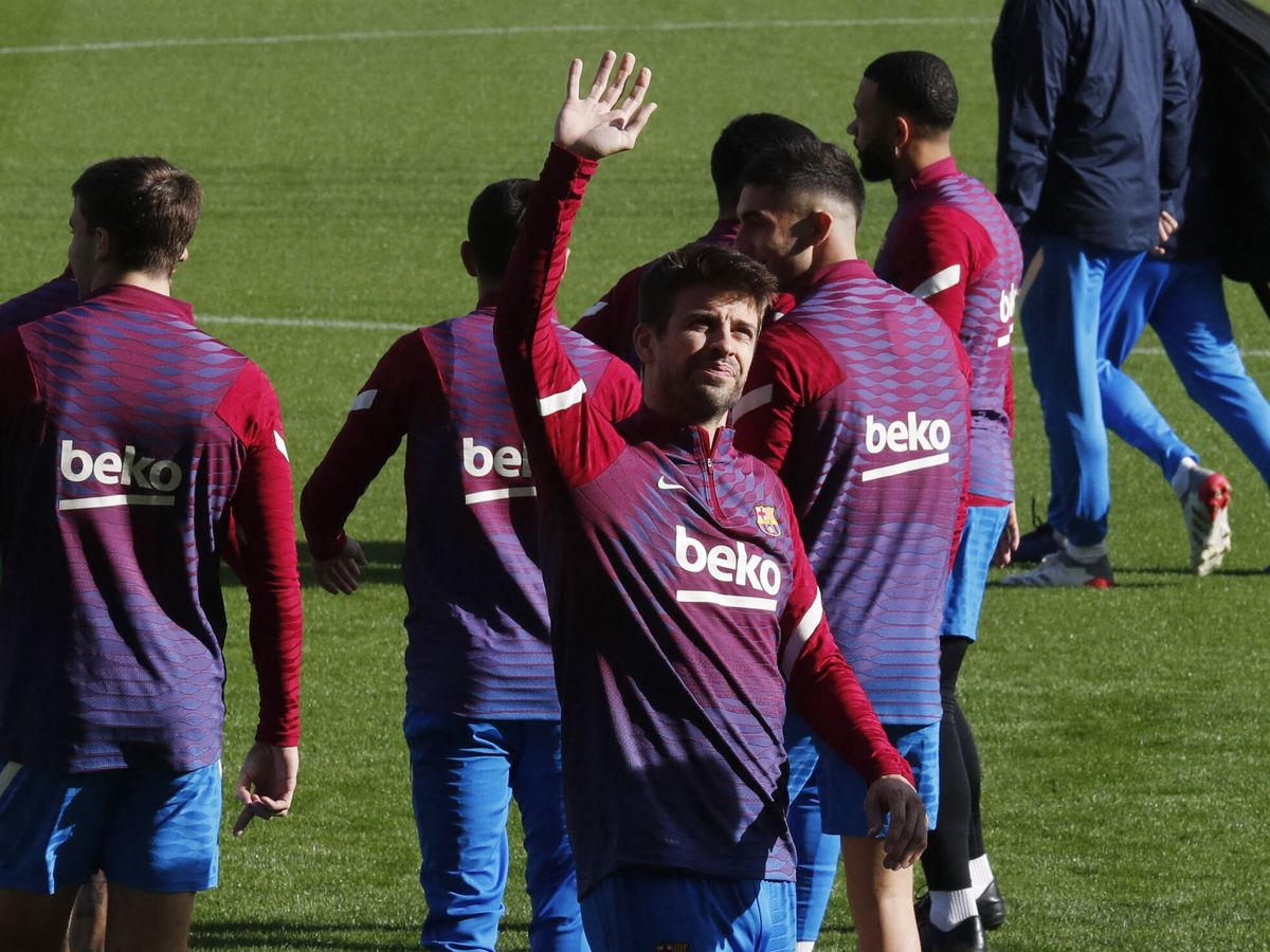 Foto: Gerard Piqué, durante un entrenamiento del Barça. (REUTERS / Nacho Doce) 