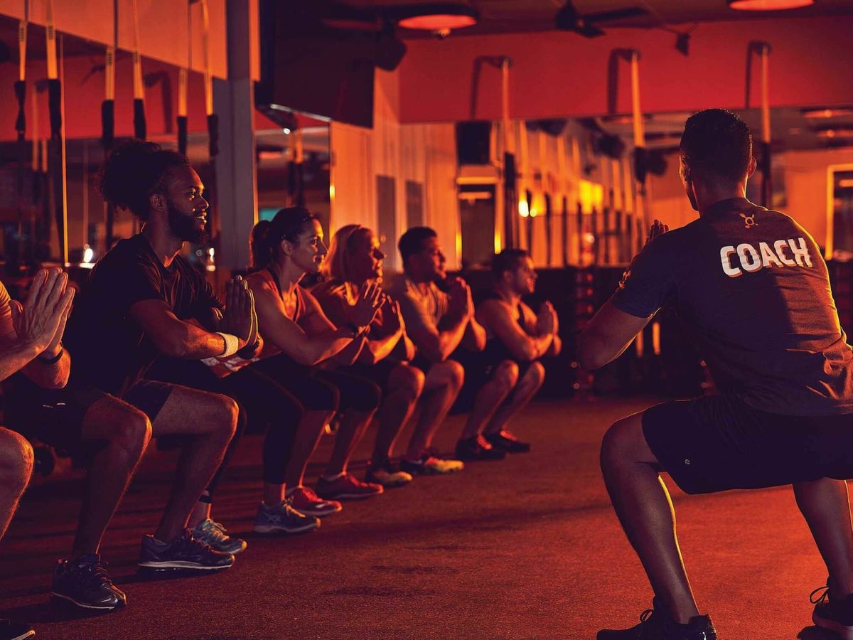 Foto: Entrenamiento de fitness en grupo reducido en un gimnasio. Foto: Orangetheory Fitness