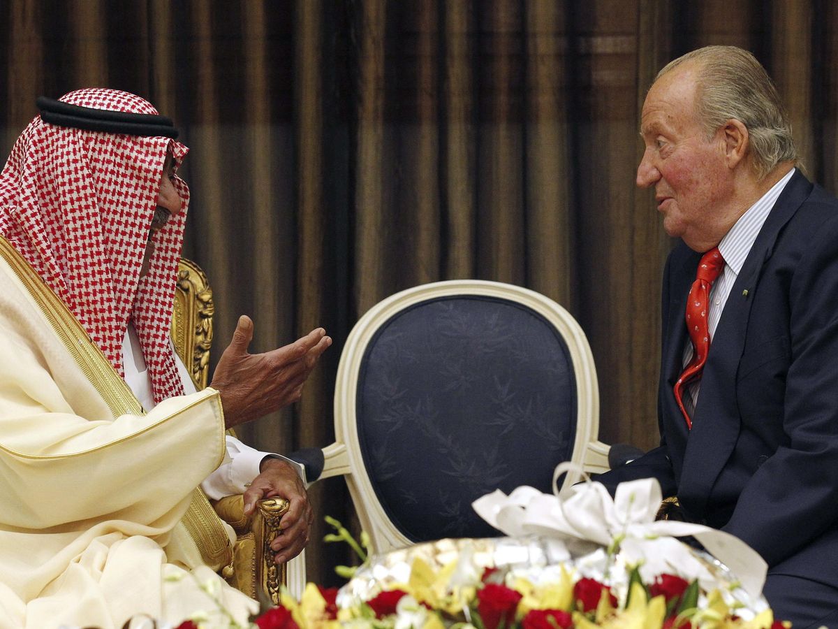 Foto: Don Juan Carlos, en una visita a Arabia Saudí. (EFE)