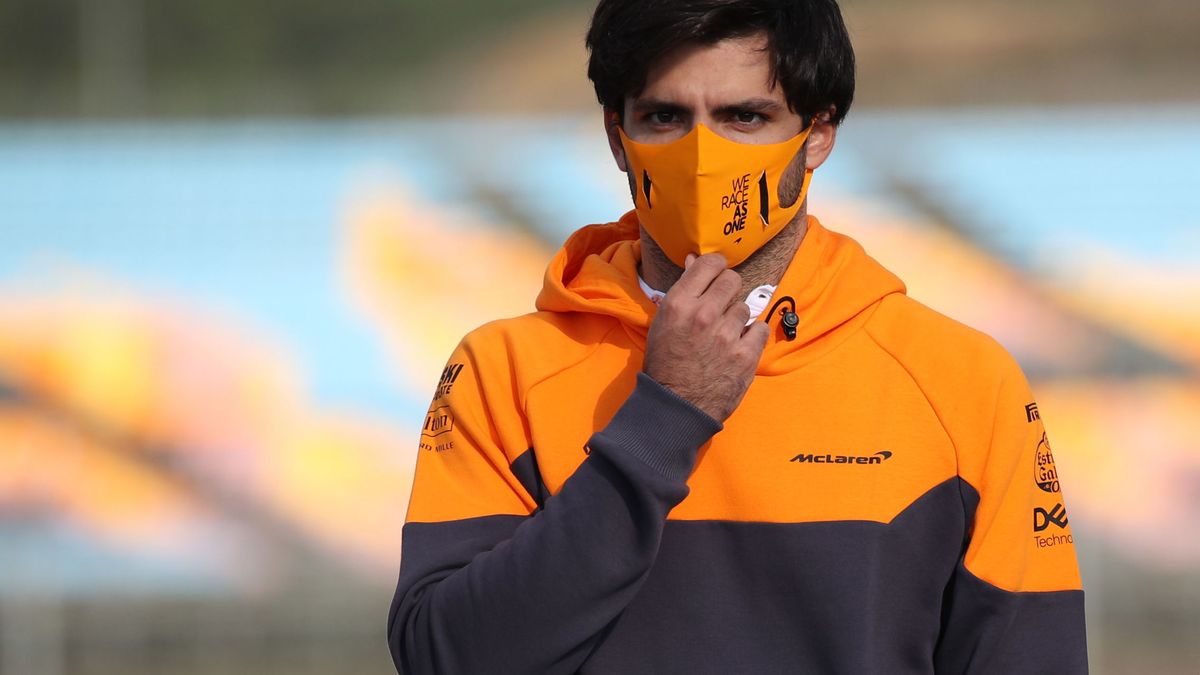Carlos Sainz, con el corazón 'partío': "Para mí es una faena no poder probar con Ferrari"