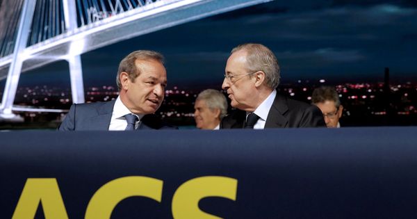 Foto: El presidente de ACS, Florentino Pérez, con el consejero delegado, Marcelino Fernández. (EFE)