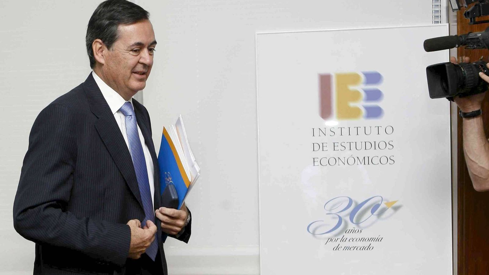 Foto: El director general del Instituto de Estudios Económicos (IEE), Juan Iranzo (EFE)