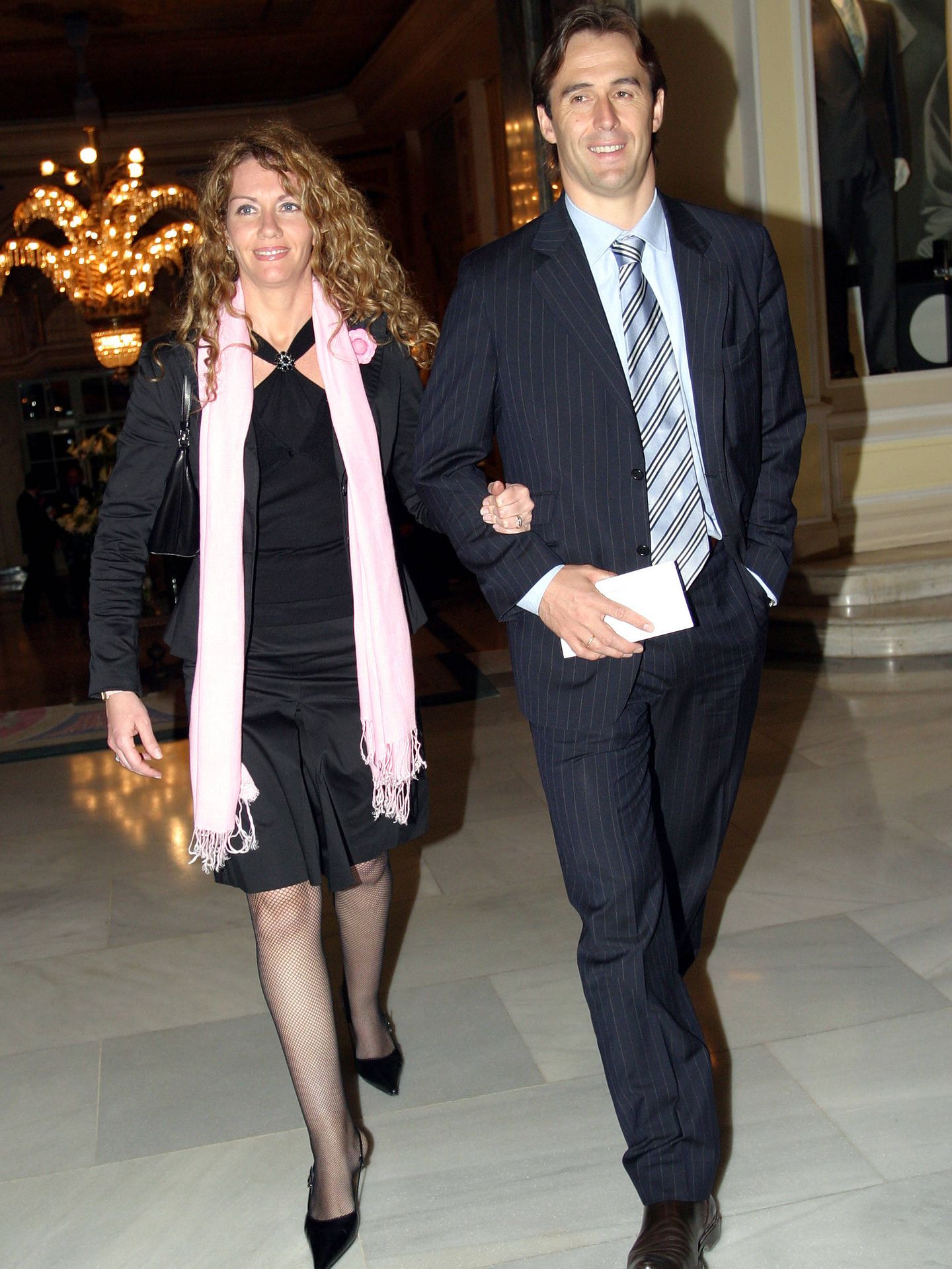 Julen Lopetegui con su esposa, Rosa Sánchez Maqueda. (Gtres)