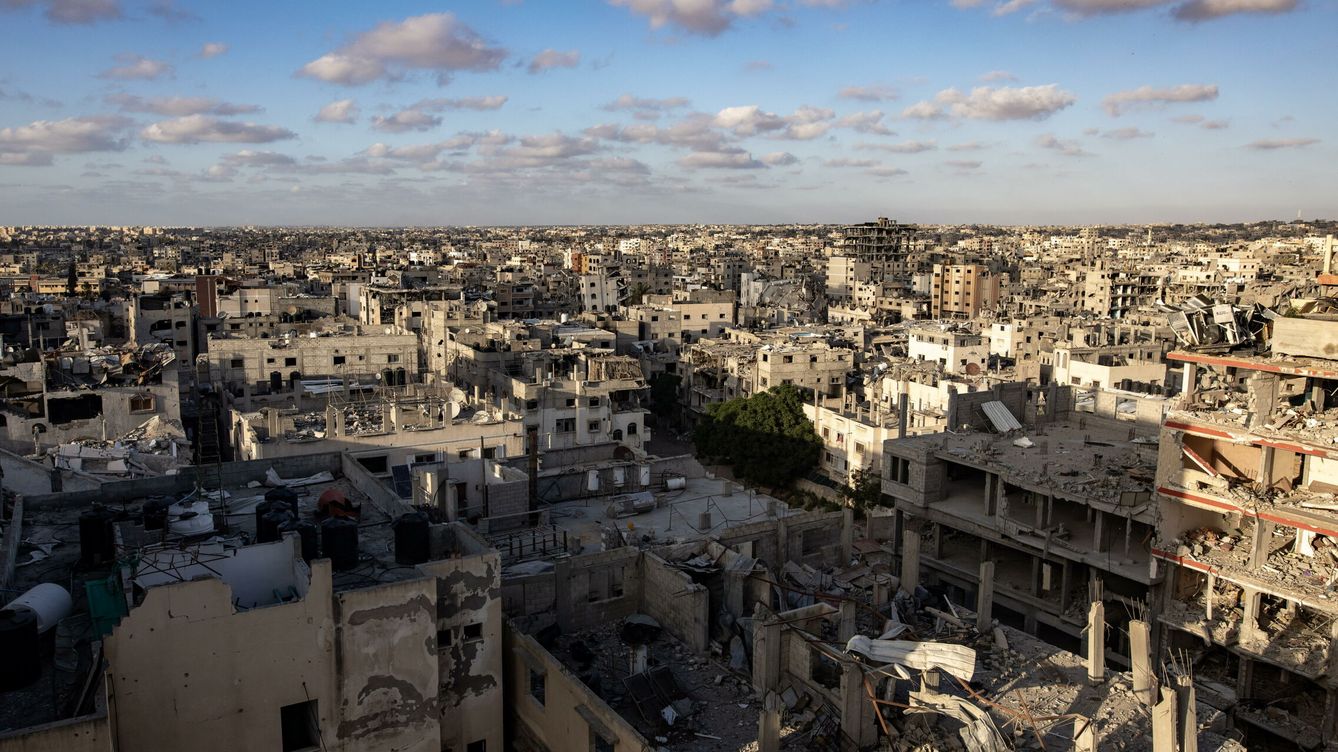Foto: Una ciudad destruida tras los bombardeos de Israel. (EFE/Haithan Imad)