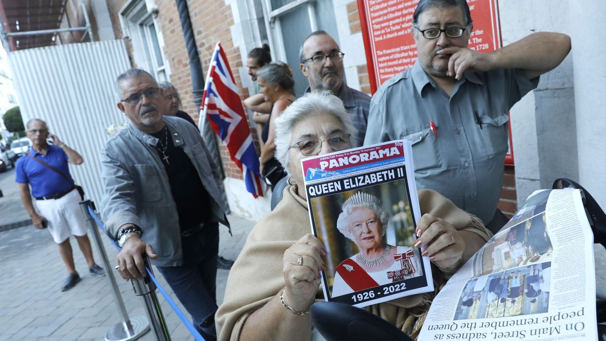 "¿Gibraltar español? ¡Mira a un lado de la frontera y al otro!": la 'queen' ha muerto, viva el 'king'