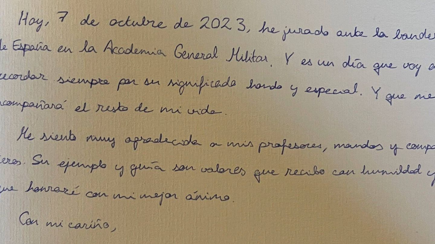 Texto escrito por la princesa Leonor en el libro de honor de la Academia General Militar de Zaragoza tras jurar la bandera. (EFE/Casa S.M. El Rey )