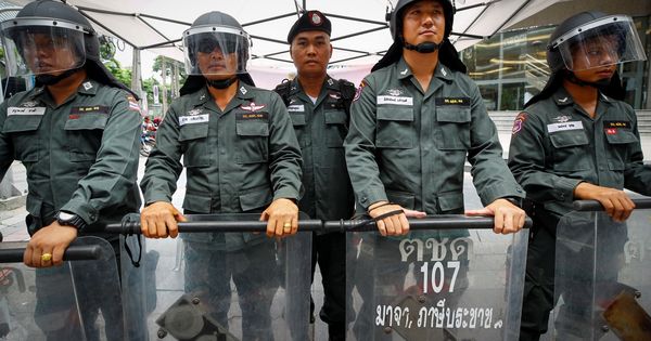 Foto: Policia en la cumbre de la ASEAN en Bangkok (EFE)