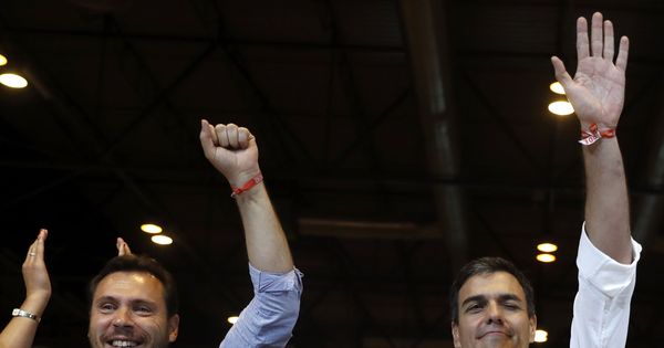 Foto: El portavoz del PSOE, Oscar Puente, la presidenta, Cristina Narbona, y el secretario general, Pedro Sánchez. (EFE)