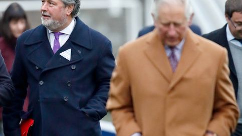 Escándalo en Inglaterra: dimite la mano derecha del príncipe Carlos 