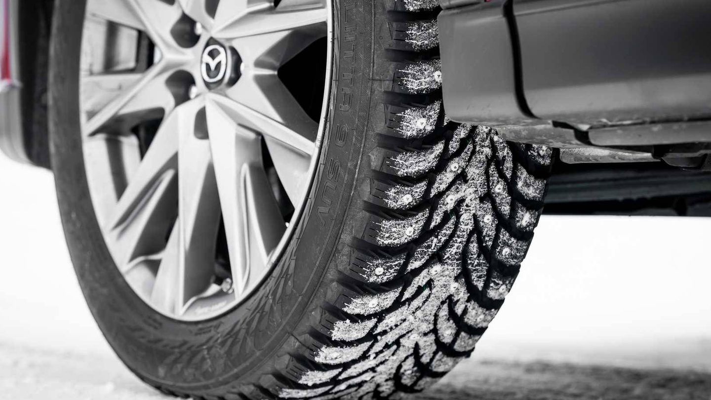 Los neumáticos de invierno en el Mazda CX-5 son suficientes para condiciones adversas. (Cortesía)
