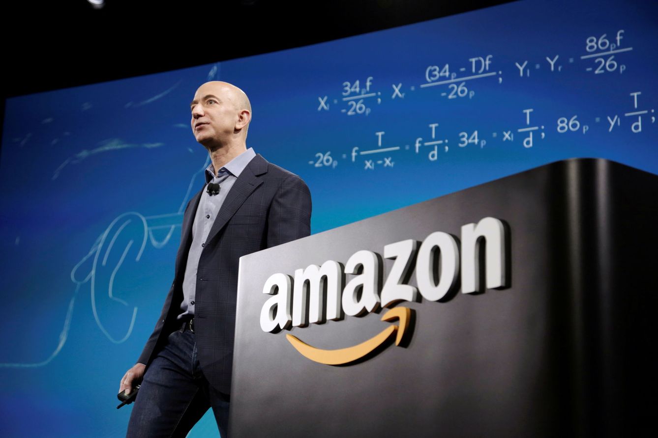Jeff Bezos, en un acto de Amazon. (Reuters)