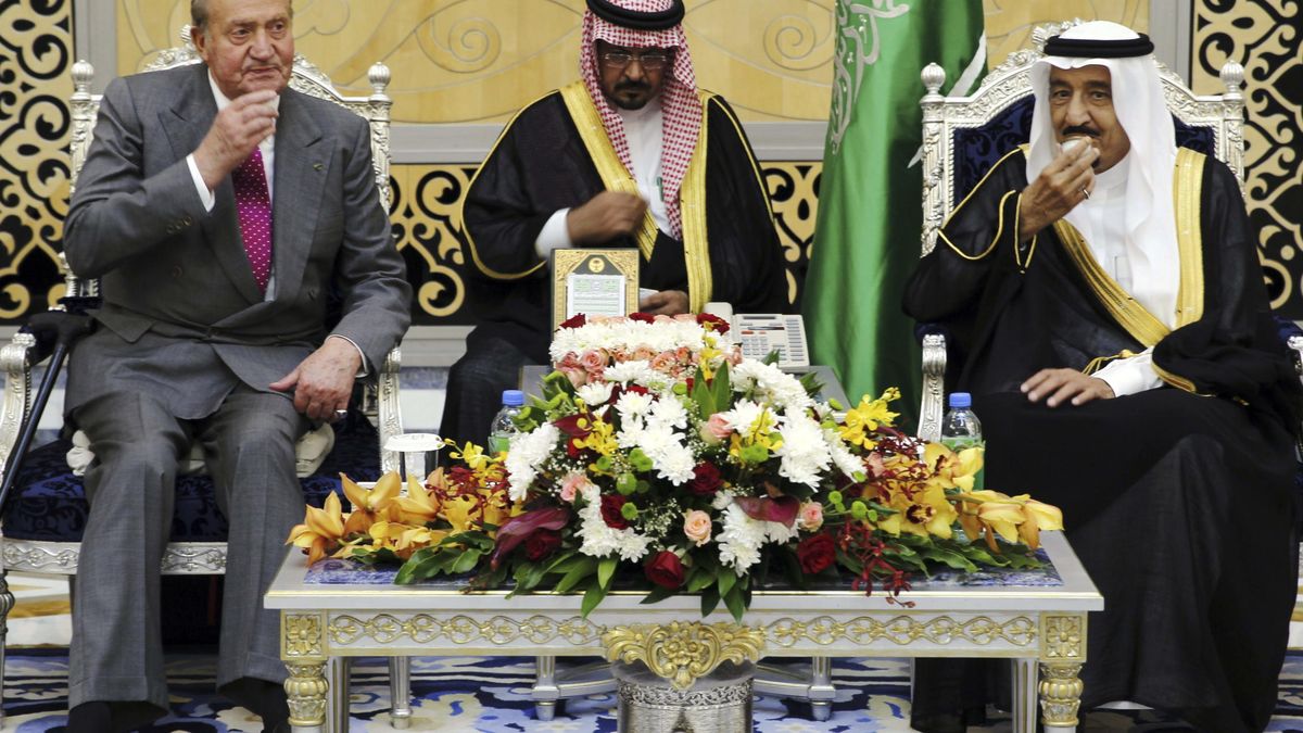 El Rey Juan Carlos viaja a Arabia Saudí en un momento clave para el AVE de La Meca