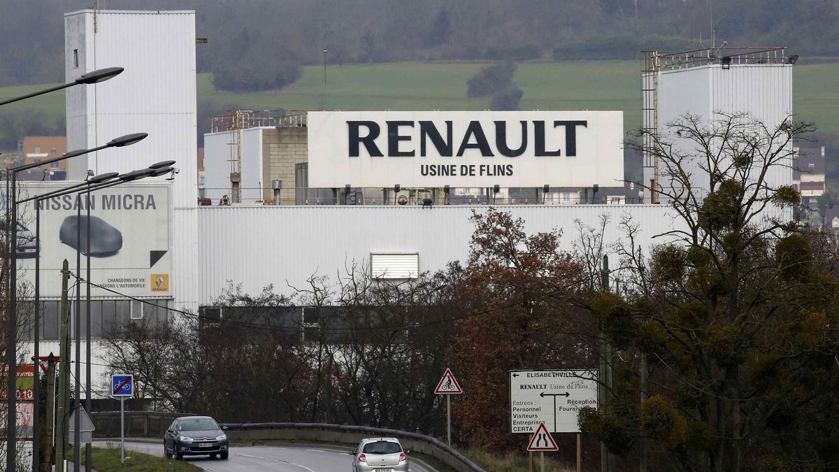Renault va a revisar y ajustar 15.000 coches por las emisiones contaminantes