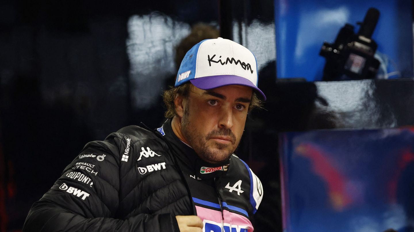 La tranquilidad de Fernando Alonso antes de los libres. (Reuters/Hamad I Mohammed)