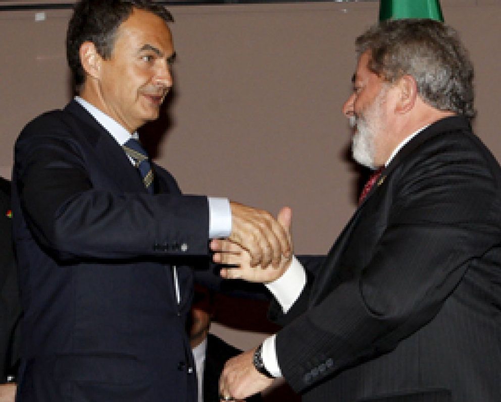 Foto: Zapatero, Brown y 'Lula' proponen crear un organismo internacional que supervise los mercados financieros