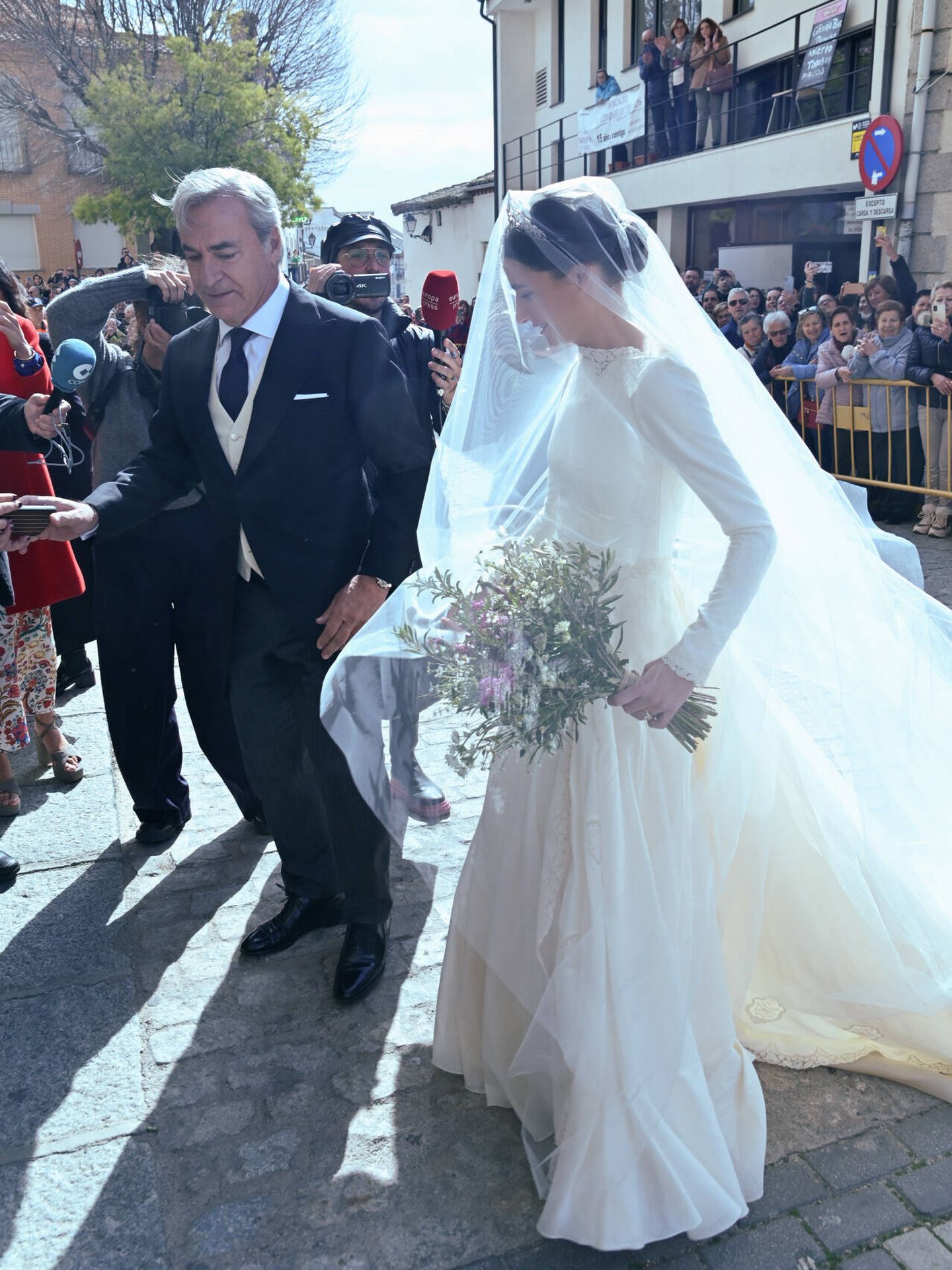 El vestido de novia de Ana Sainz creado por T.ba. (Gtres)