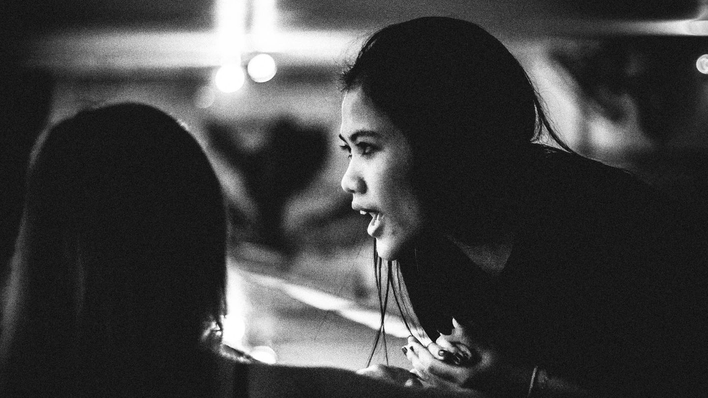 Dos jóvenes prostitutas camboyanas. (J. Gazzano)