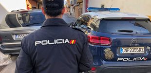 Post de Unos padres apuñalan en la puerta del juzgado al joven que asesinó a su hijo en Valencia