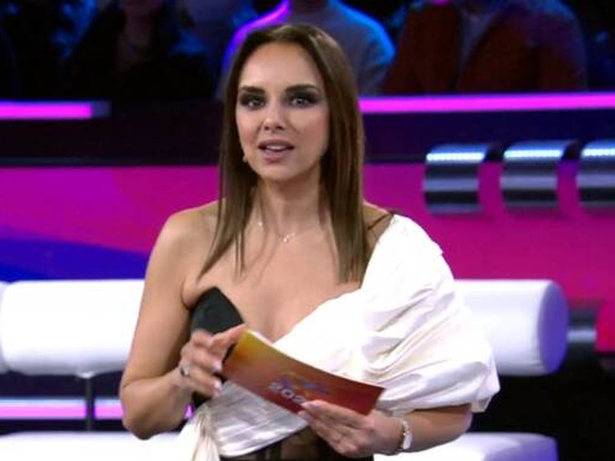 Foto: La presentadora de 'Operación Triunfo 2023', Chenoa. (Prime Video)